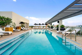 Kimpton Angler’s Hotel South Beach by IHG
